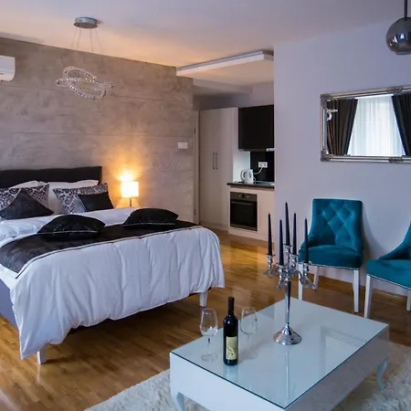 Exclusive And 苏博蒂察