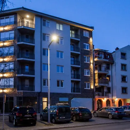 Exclusive And Apartment *