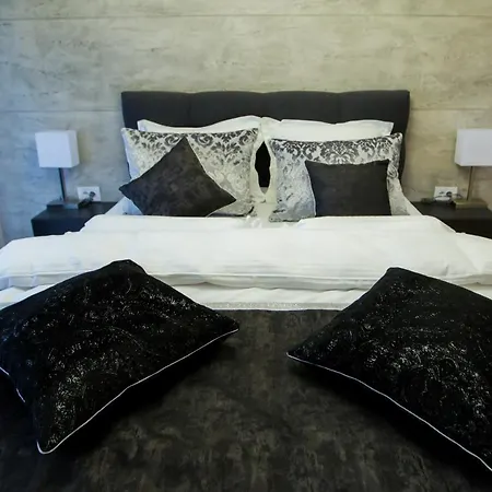 公寓 Exclusive And *