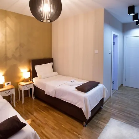 Exclusive And 公寓 苏博蒂察