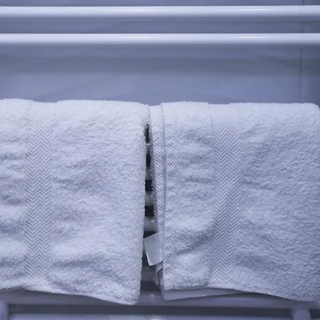 Exclusive And 公寓 *